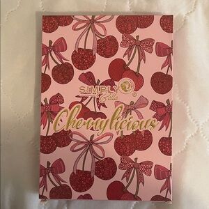 Simply Bella Cherrylicious pallet book
